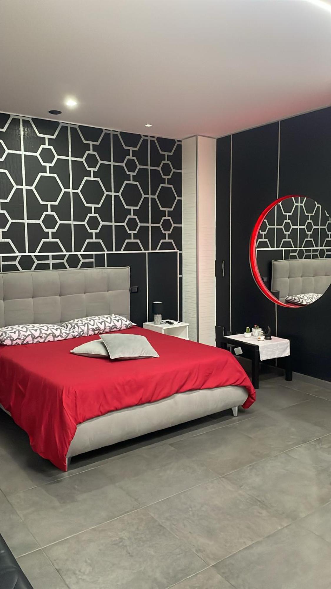 Luxury Suite Mimi Барі Екстер'єр фото