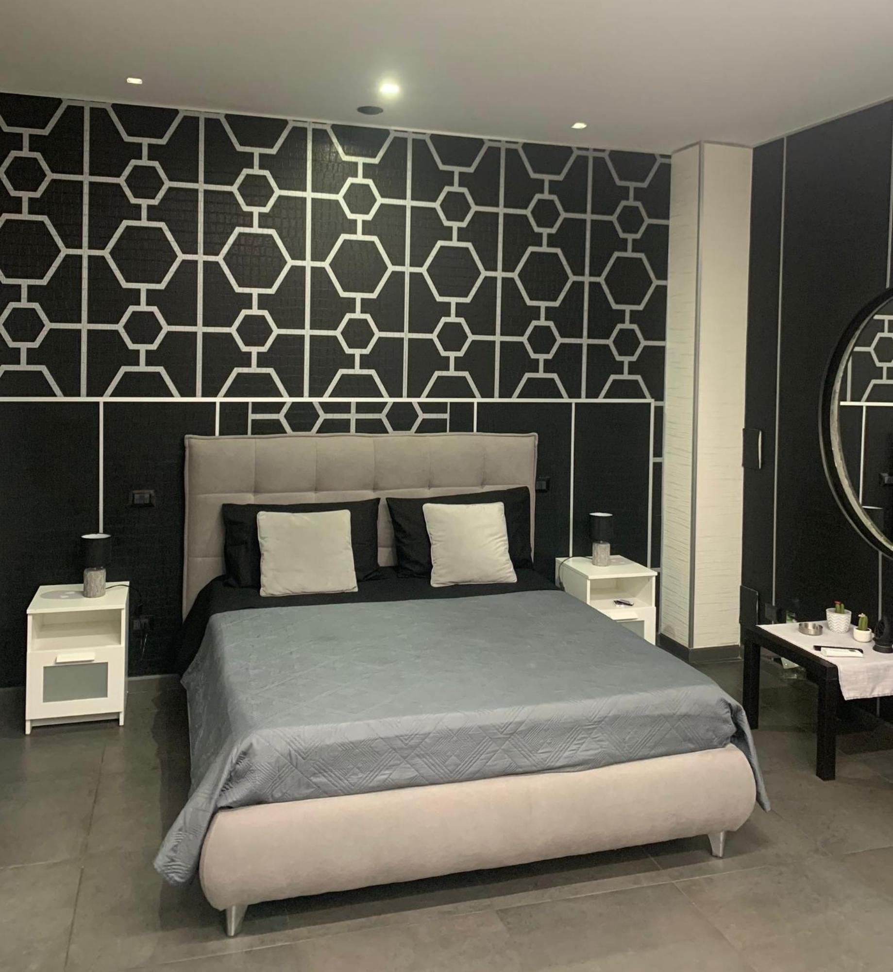 Luxury Suite Mimi Барі Екстер'єр фото